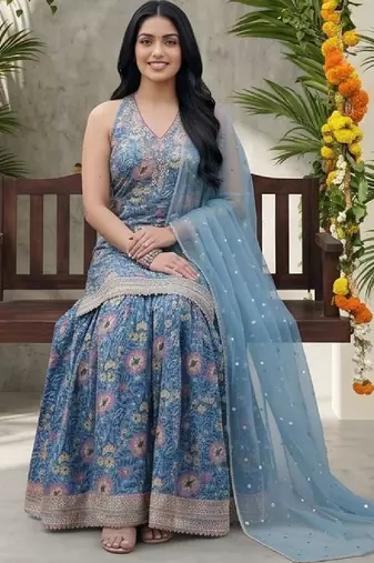 Women Floral Printed Regular Sequinned Kurta with Sharara & With Dupatta