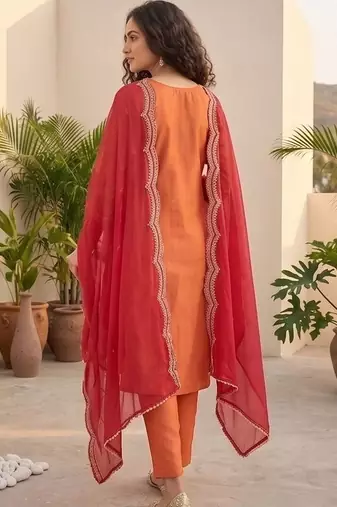 Women Ethnic Motifs Embroidered Regular Thread Work Kurta with Trousers & With Dupatta