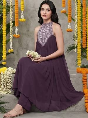 Women Ethnic Motifs Embroidered Pleated Thread Work Silk Georgette Kurta with Trousers 4