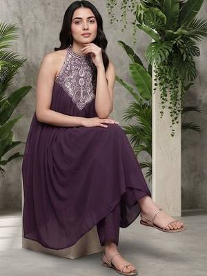 Women Ethnic Motifs Embroidered Pleated Thread Work Silk Georgette Kurta with Trousers 6