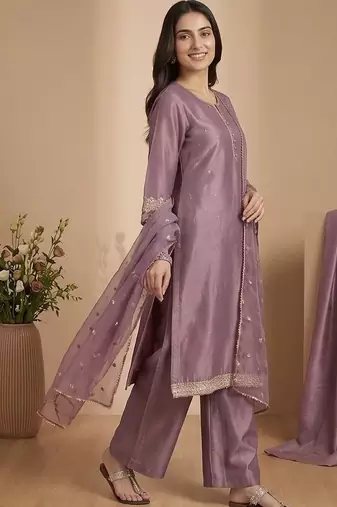 Women Ethnic Motifs Regular Kurta with Trousers & With Dupatta