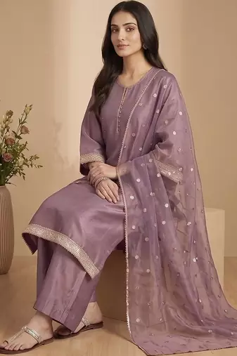 Women Ethnic Motifs Regular Kurta with Trousers & With Dupatta