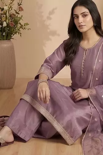 Women Ethnic Motifs Regular Kurta with Trousers & With Dupatta