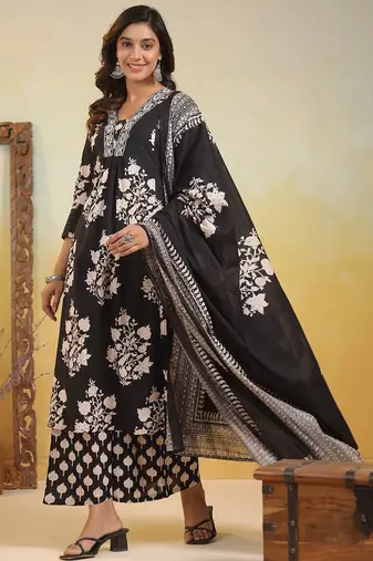 Women Floral Printed Regular Pure Cotton Kurta with Trousers & With Dupatta
