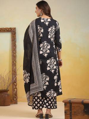 Women Floral Printed Regular  Cotton Kurta with Trousers & With Dupatta 5