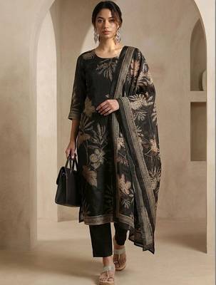 Women Floral Printed Regular Chanderi Silk Kurta with Trousers & With Dupatta 1