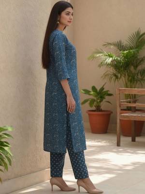 Women Ethnic Motifs Printed Regular Thread Work  Cotton Kurta with Trousers & With Dupatta 2