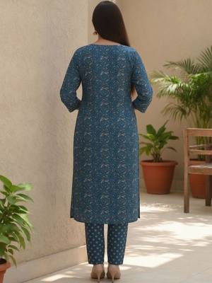 Women Ethnic Motifs Printed Regular Thread Work  Cotton Kurta with Trousers & With Dupatta 3