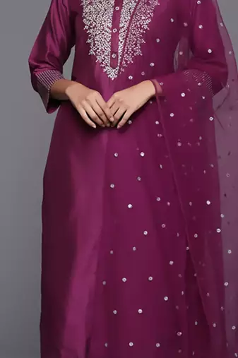 Women Embroidered Regular Sequinned Chanderi Silk Kurta with Trousers & With Dupatta