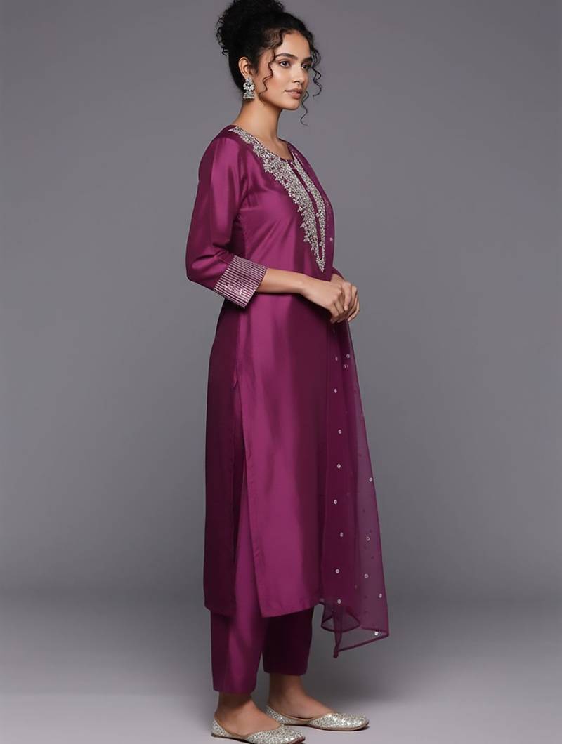 Women Embroidered Regular Sequinned Chanderi Silk Kurta with Trousers & With Dupatta