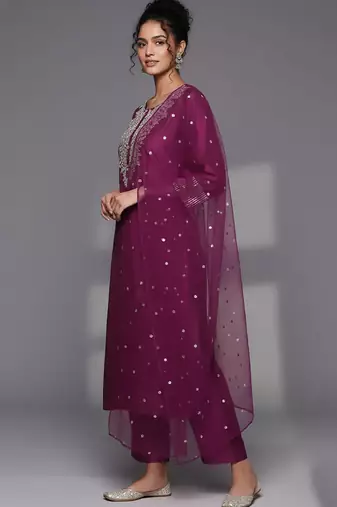 Women Embroidered Regular Sequinned Chanderi Silk Kurta with Trousers & With Dupatta