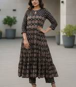 Women Ethnic Motifs Printed Regular Kurta with Trousers & With Dupatta