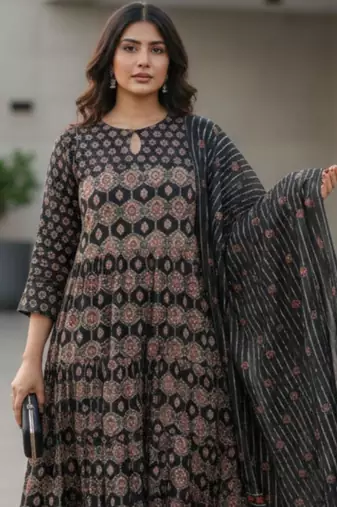 Women Ethnic Motifs Printed Regular Kurta with Trousers & With Dupatta