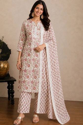 Women Floral Printed Regular  Cotton Kurta with Trousers & With Dupatta