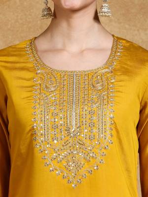 Floral Yoke Design Round Neck Straight Kurta With Trousers & Dupatta 2