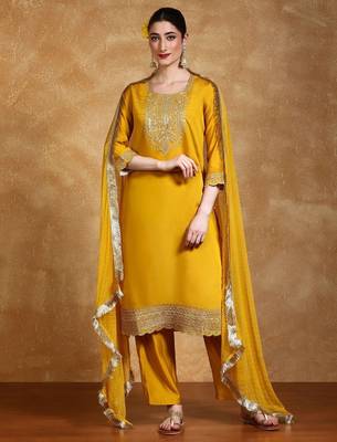 Floral Yoke Design Round Neck Straight Kurta With Trousers & Dupatta 3