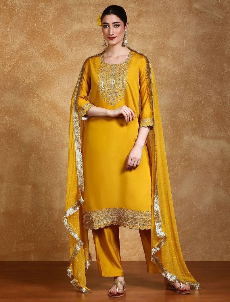Floral Yoke Design Round Neck Straight Kurta With Trousers & Dupatta