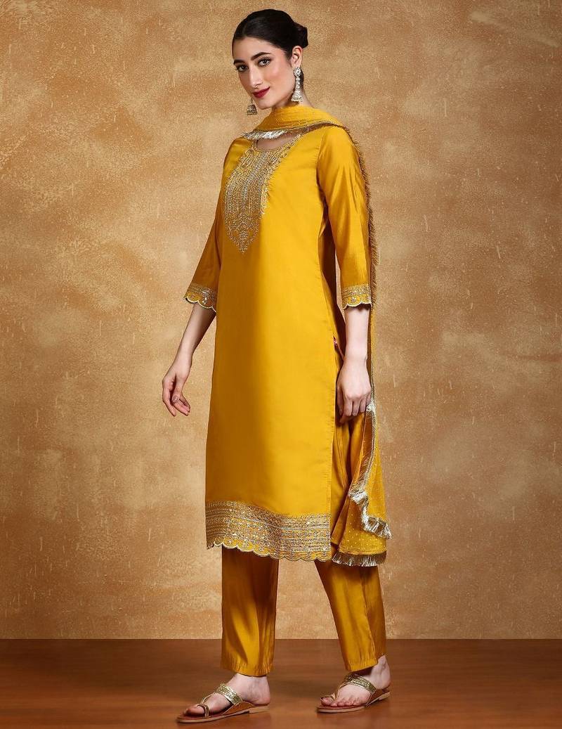 Floral Yoke Design Round Neck Straight Kurta With Trousers & Dupatta