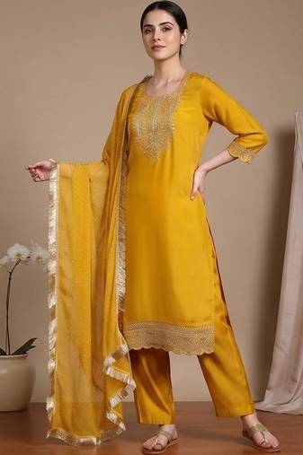 Women Ethnic Motifs Embroidered Regular Thread Work Kurta with Trousers & With Dupatta