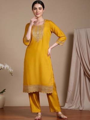 Women Ethnic Motifs Embroidered Regular Thread Work Kurta with Trousers & With Dupatta 4