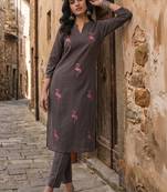Women Embroidered Regular Thread Work Kurta with Trousers