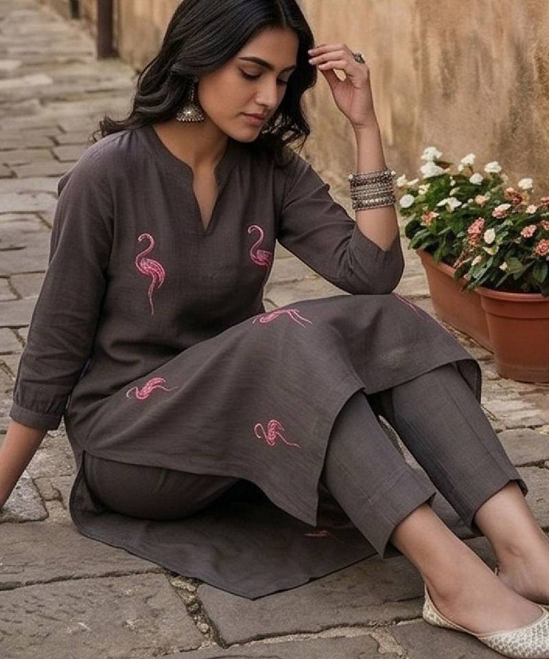 Women Embroidered Regular Thread Work Kurta with Trousers