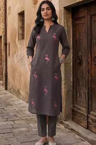 Women Embroidered Regular Thread Work Kurta with Trousers