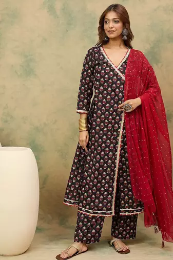 Floral Printed V-Neck Angrakha Kurta With Trousers & Dupatta