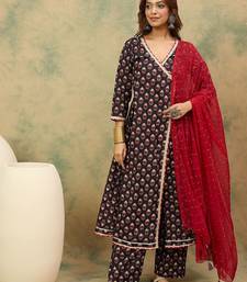 Floral Printed V-Neck Angrakha Kurta With Trousers & Dupatta