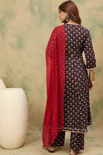 Floral Printed V-Neck Angrakha Kurta With Trousers & Dupatta