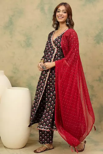 Floral Printed V-Neck Angrakha Kurta With Trousers & Dupatta