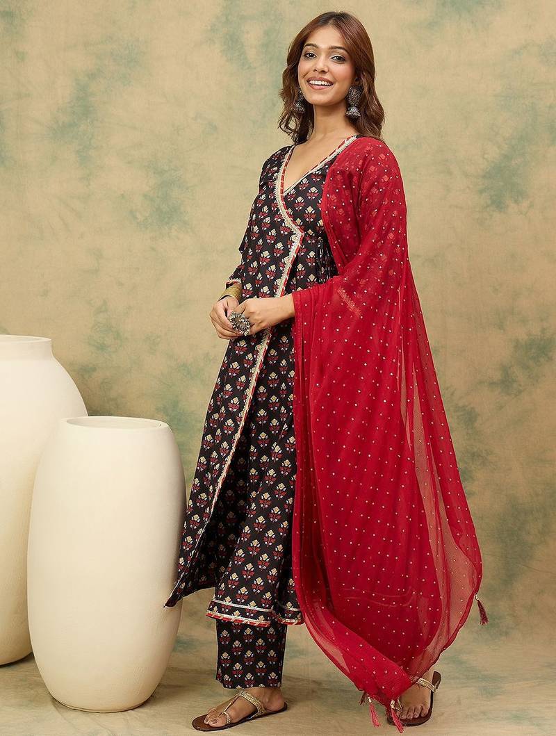 Floral Printed V-Neck Angrakha Kurta With Trousers & Dupatta