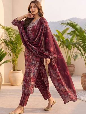Women Floral Printed Regular Thread Work Kurta with Trousers & With Dupatta 3