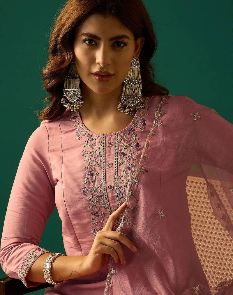 Women Ethnic Motifs Embroidered Thread Work Kurta with Trousers & Dupatta