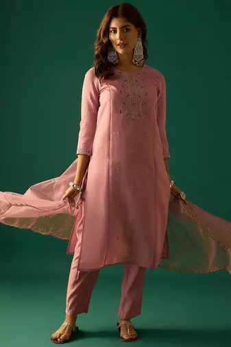 Women Ethnic Motifs Embroidered Thread Work Kurta with Trousers & Dupatta