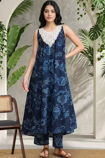 Women Ethnic Motifs Printed Regular Thread Work Pure Cotton Kurta with Trousers