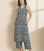 Women Printed Regular Pure Cotton Kurta with Trousers