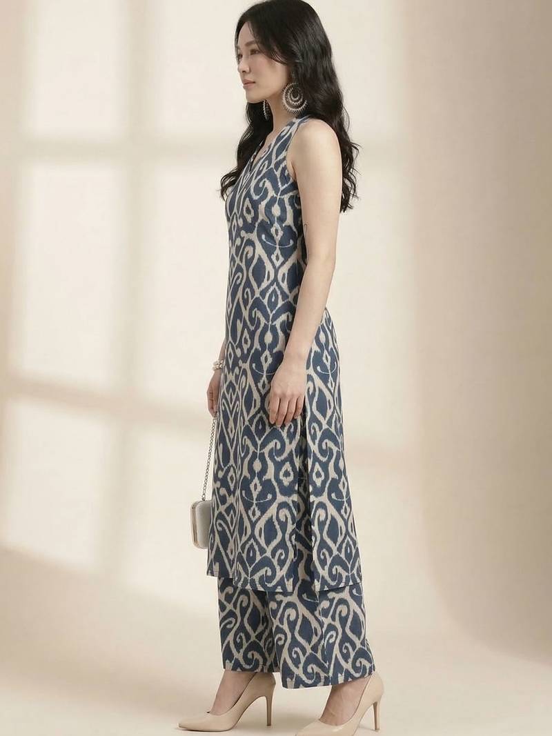 Women Printed Regular Pure Cotton Kurta with Trousers