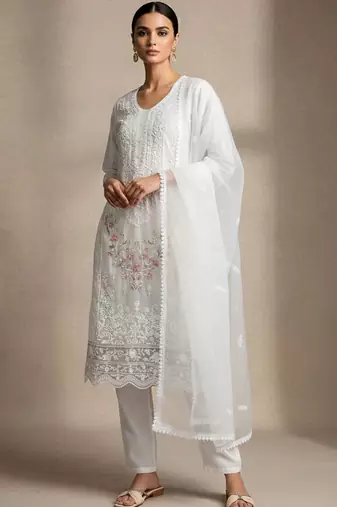 Women Floral Embroidered Regular Thread Work Kurta with Trousers & With Dupatta