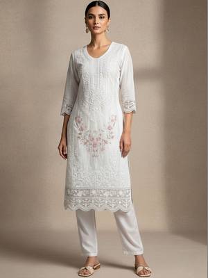 Women Floral Embroidered Regular Thread Work Kurta with Trousers & With Dupatta 5