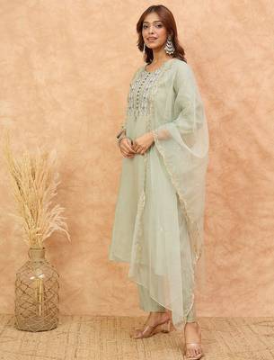 Ethnic Motifs Yoke Design Thread Work Straight Kurta With Trousers & Dupatta 3