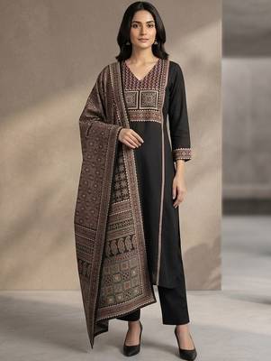 Women Ethnic Motifs Embroidered Regular Thread Work Kurta with Trousers & With Dupatta 1