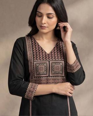 Women Ethnic Motifs Embroidered Regular Thread Work Kurta with Trousers & With Dupatta 2