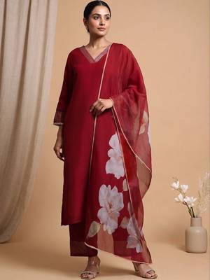 Floral Regular Kurta with Trousers With Dupatta 1