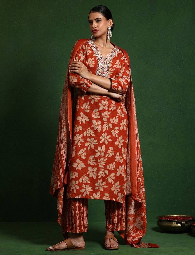 Floral Printed V-Neck Thread Work Kurta With Trousers & Dupatta