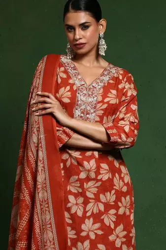 Floral Printed V-Neck Thread Work Kurta With Trousers & Dupatta