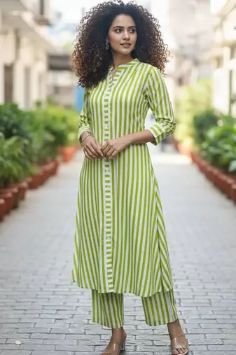 Women Striped Regular Kurta with Trousers