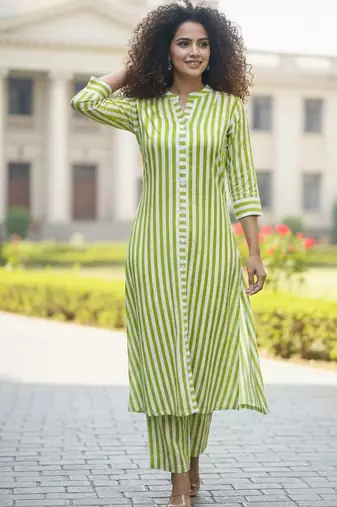 Women Striped Regular Kurta with Trousers