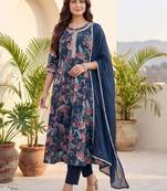 Women Floral Printed Regular Thread Work  Cotton Kurta with Trousers & With Dupatta
