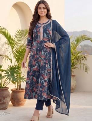 Women Floral Printed Regular Thread Work  Cotton Kurta with Trousers & With Dupatta 4